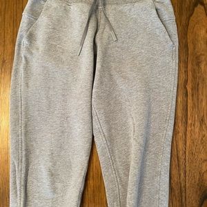 Women’s Size 6 Lululemon Scuba Jobber